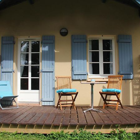 Au Petit Bernerot - Les Gites De L'Arbre Voyageur Eauze Exterior foto