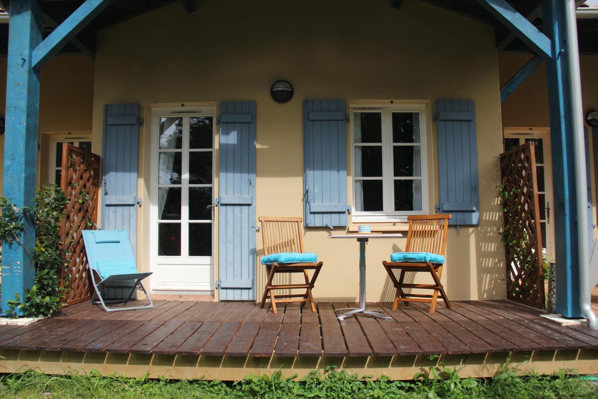 Au Petit Bernerot - Les Gites De L'Arbre Voyageur Eauze Exterior foto